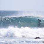 Surfing Playa Negra