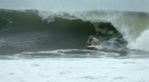 Aloe Driscoll surfing in El Salvador.