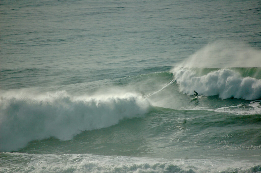 Aloe Driscoll surfing Mavericks.